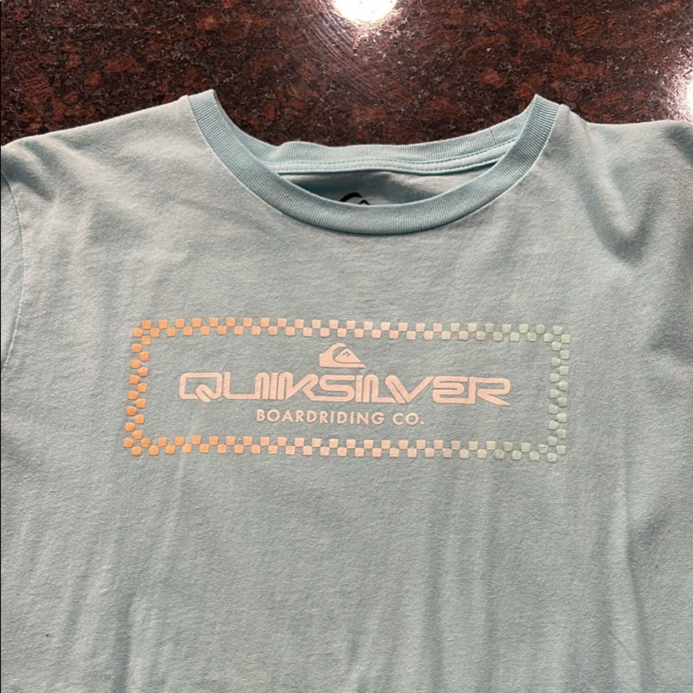 Quicksilver T-shirt